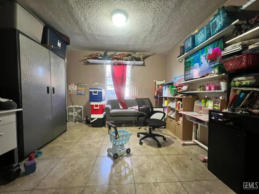 Picture 9