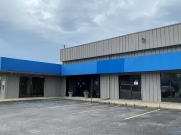 Decatur Retail/Office/Warehouse Space For Lease