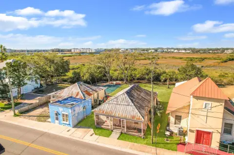 Marsh-Front Lot in Historic Lincolnville