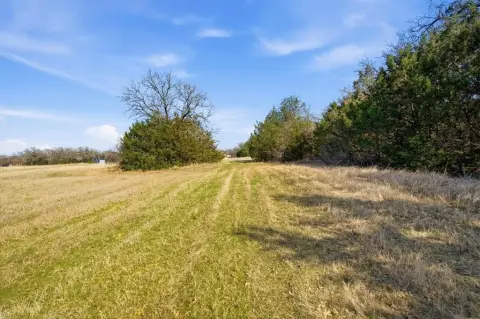 2.8 Acres in Springtown, TX