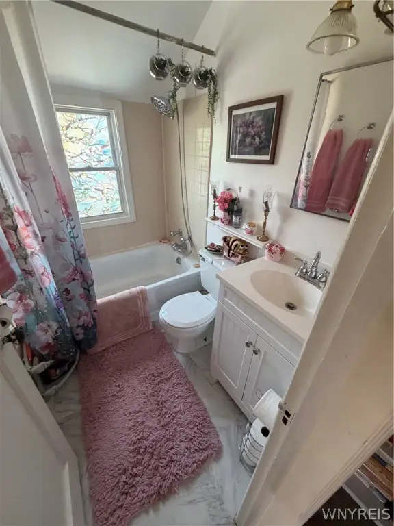 Picture 16