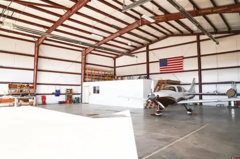 Durango Aircraft Hangar with Exclusive Access