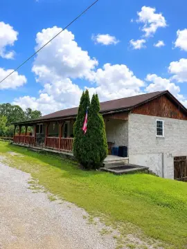 Restaurant Property on Acreage