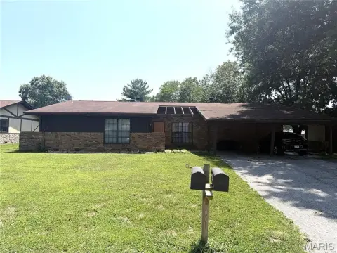 Ranch Duplex with Central Air