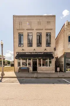 Mixed-Use Building in Carrollton, KY
