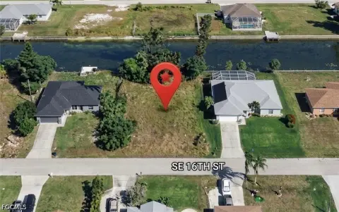 Freshwater Canal Homesite Lot