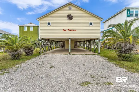 Coastal Multifamily Unit With Pool