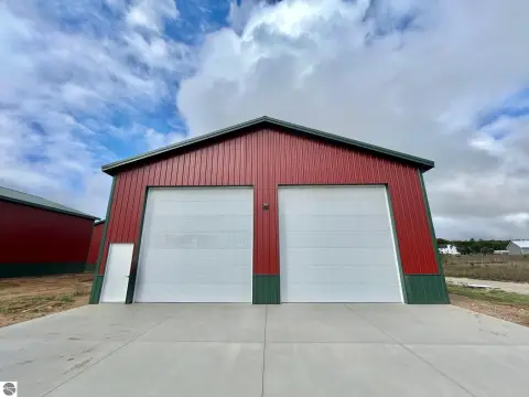 New Pole Barn Spaces Available