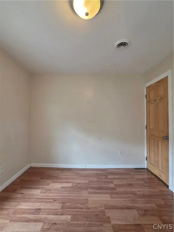 Picture 25