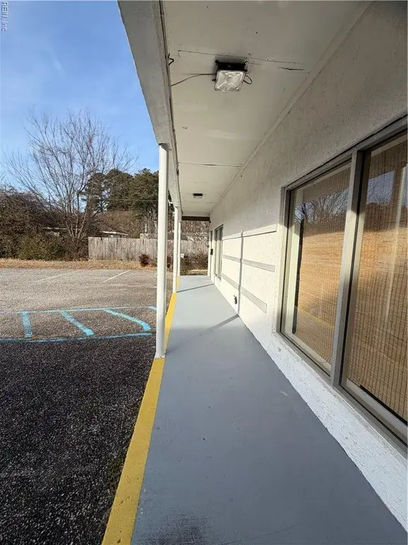 Picture 4