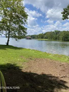 Rockwood Lakefront Land Opportunity