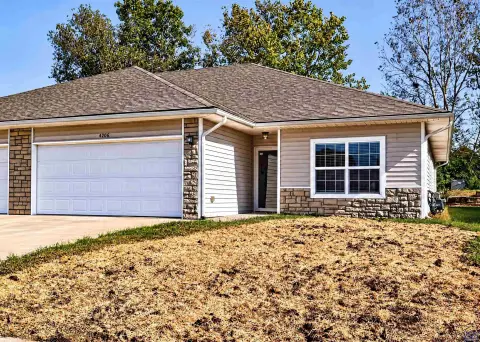 Leased Half-Duplex Residence