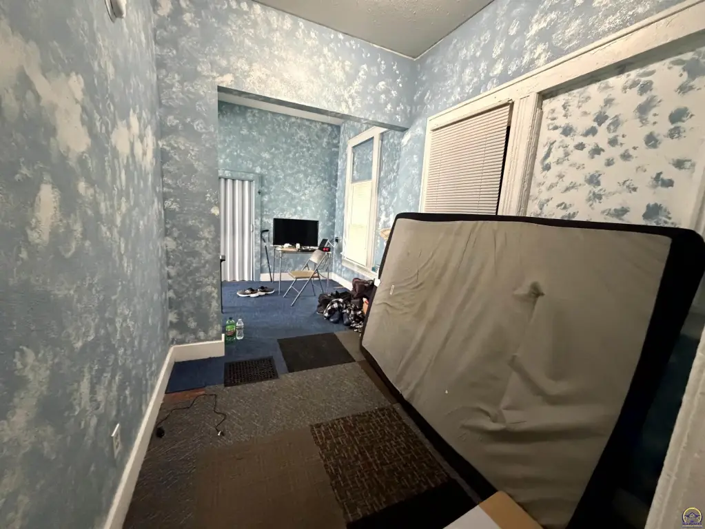 Picture 10