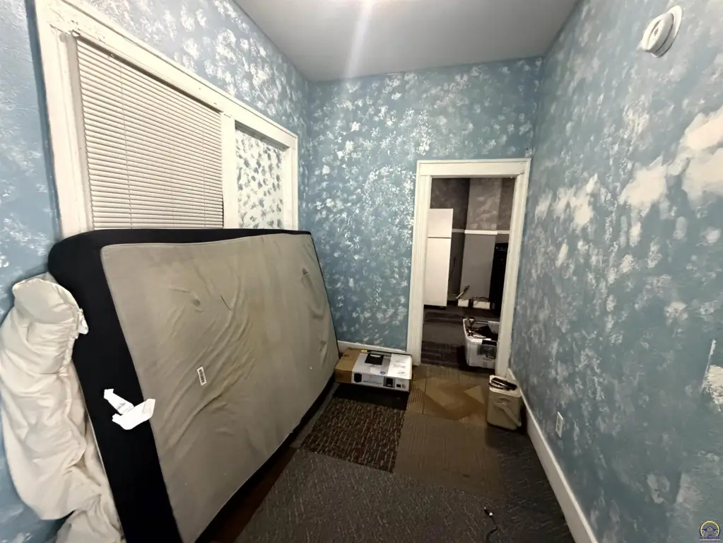 Picture 9
