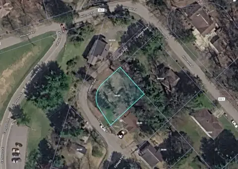 Fairmont WV Vacant Corner Lot