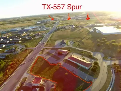 Prime Commercial Lot in Terrell