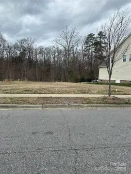 Residential Land in Davidson, NC