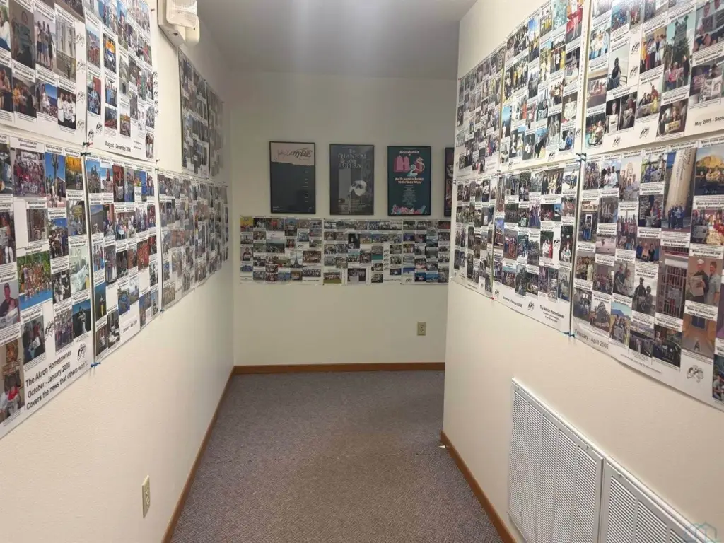 Picture 19