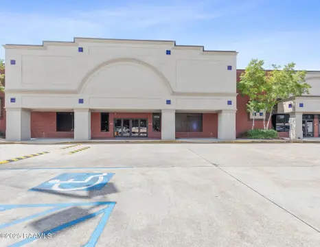 Retail Space on Ambassador Caffery