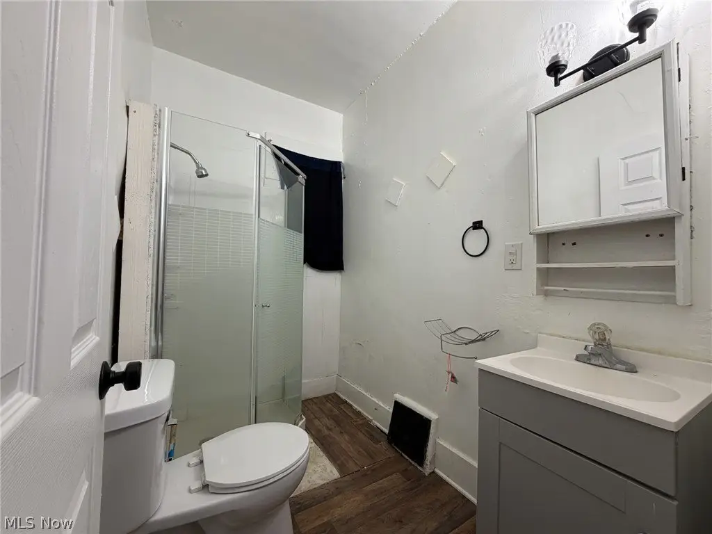 Picture 16