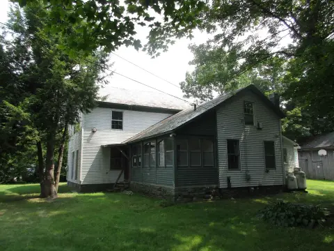 Poultney Multifamily Property on 1.15 Acres