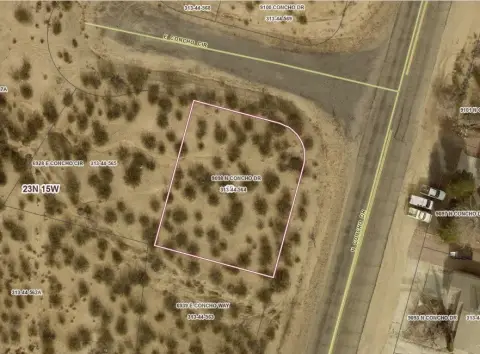 Vacant Corner Lot in Kingman