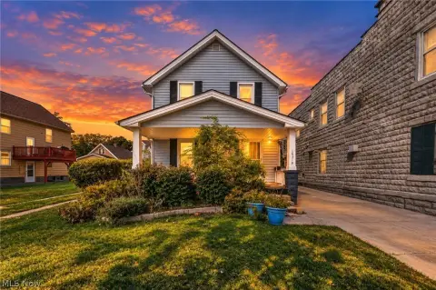 Quadplex with Updated Interiors