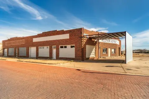 Downtown Tulia Retail Opportunity