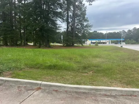 Prime Commercial Land Opportunity