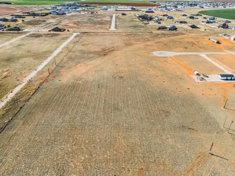 Residential Land in Bluebonnet Estates