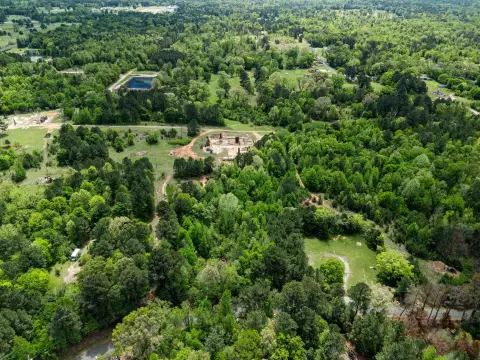 Hunting Land with Utilities
