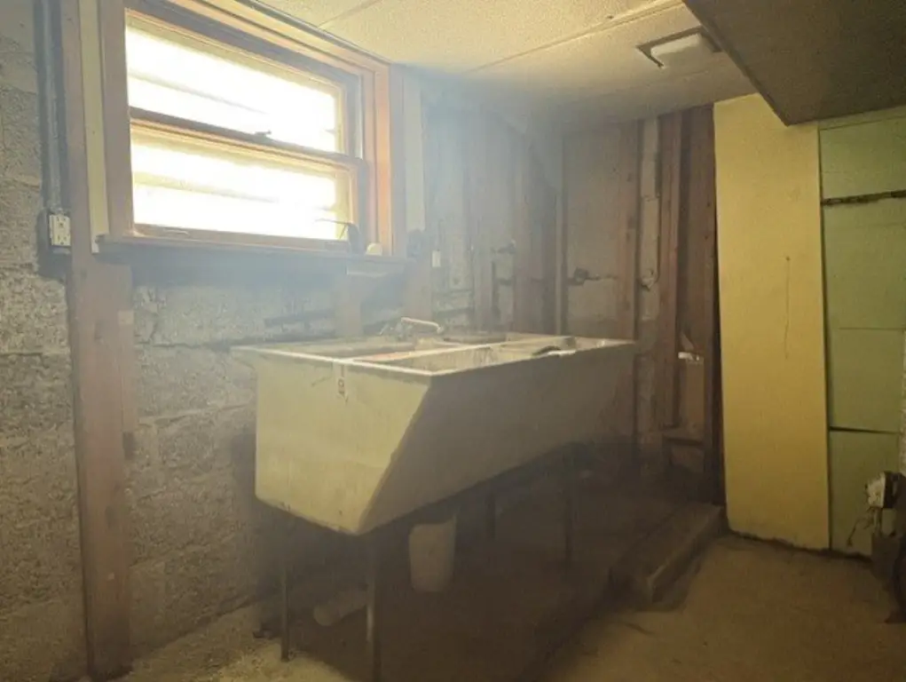 Picture 19