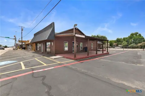 Retail Space with Open Patio