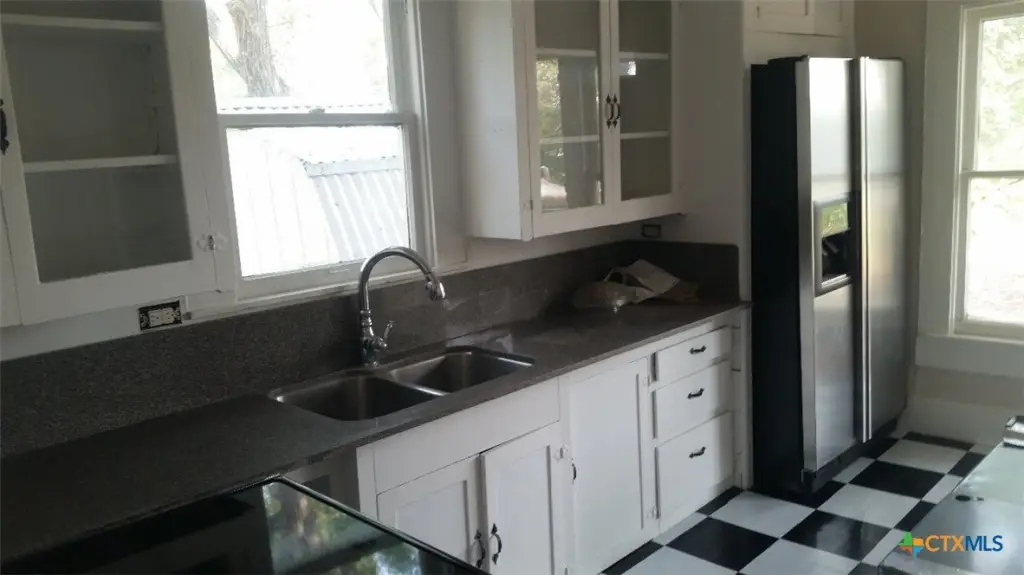 Picture 8