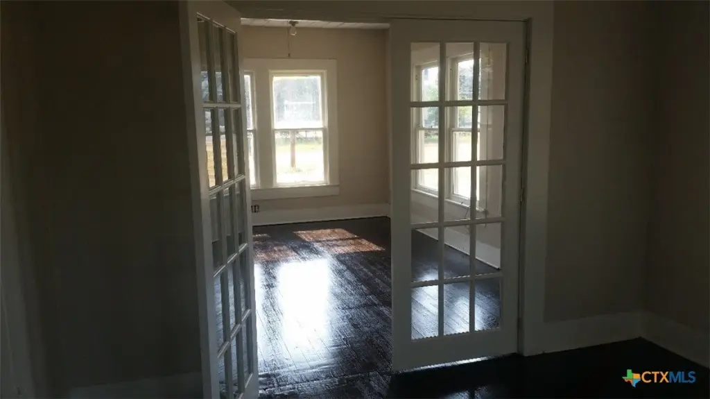 Picture 3