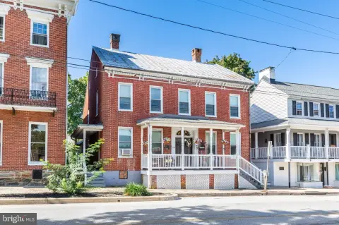 Triplex with Private Rear Yard