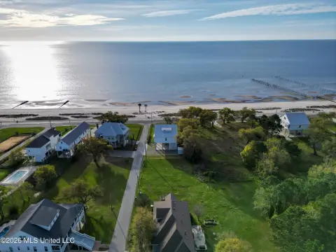 Waveland Land Near Beach