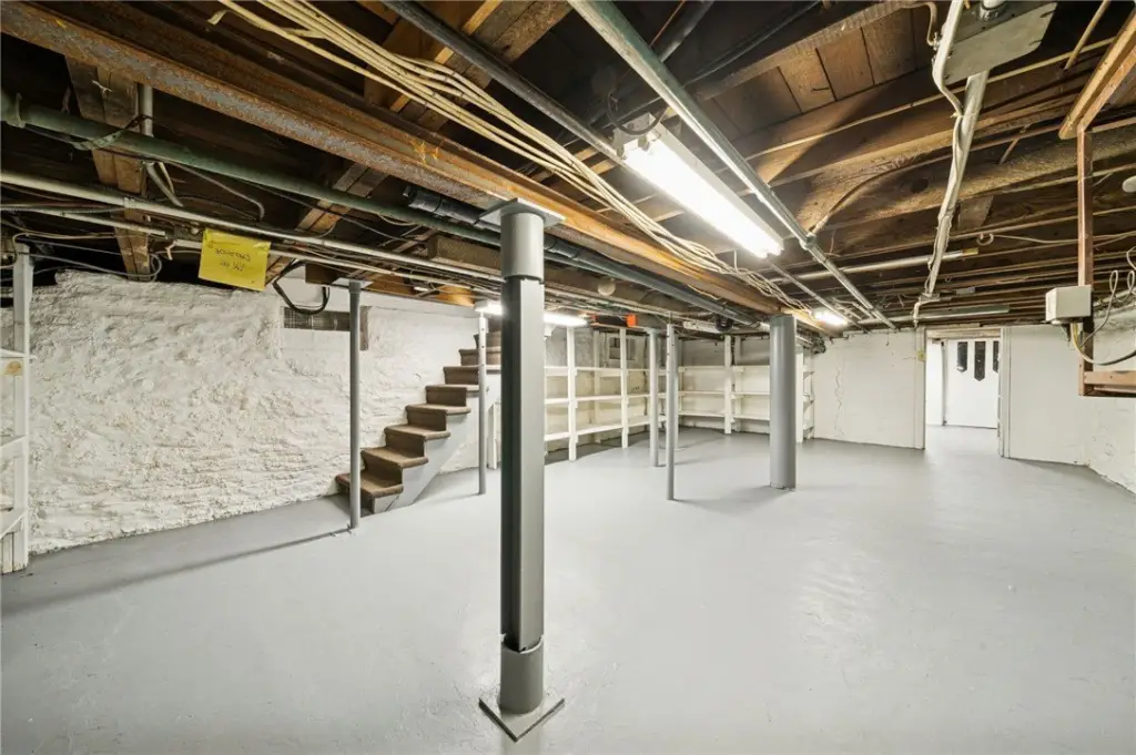 Picture 30