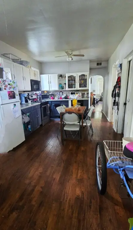 Picture 4