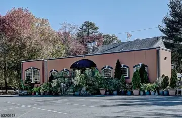 Turnkey Restaurant with Liquor License