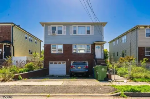 Two-Story Multi-Family Near Warinanco Park