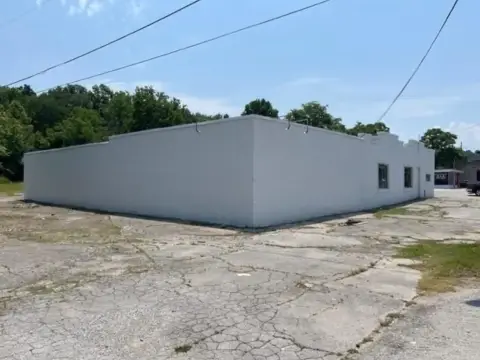 Fayetteville Restaurant Redevelopment Opportunity