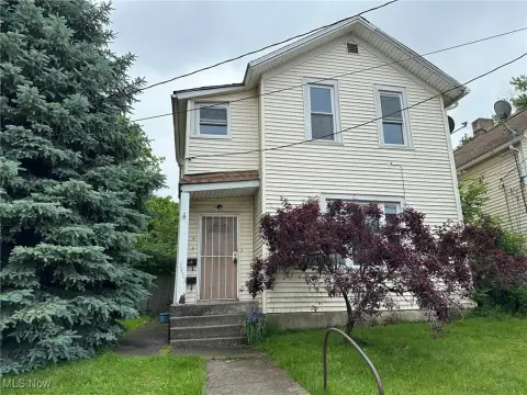 Cleveland Duplex with Income Potential