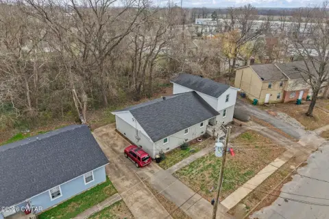 Duplex in North Jackson