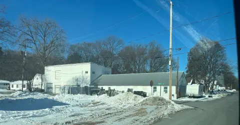 Warehouse with Living Quarters