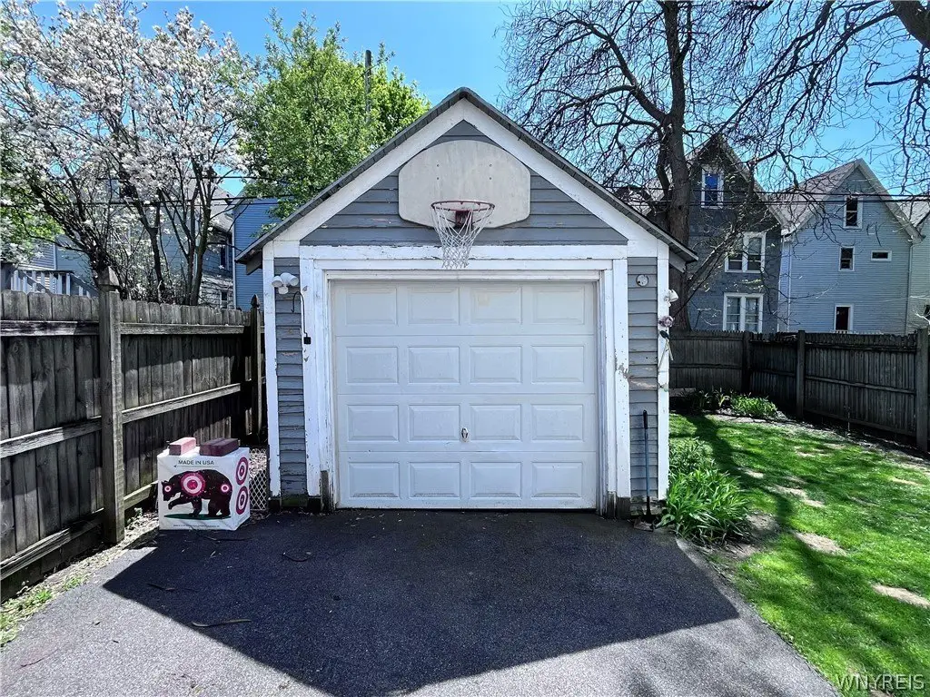 Picture 44