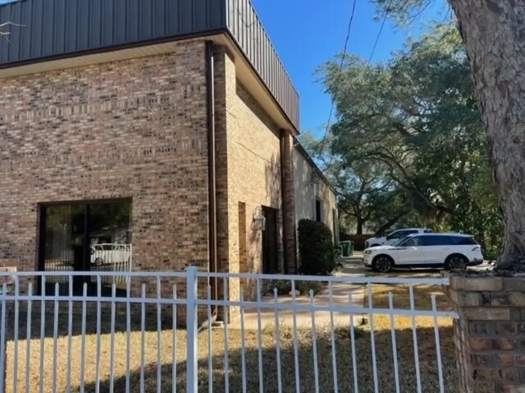 Picture 19