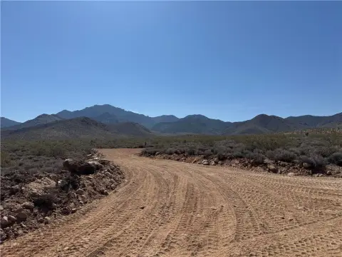 Five-Acre Arizona Wilderness Parcel