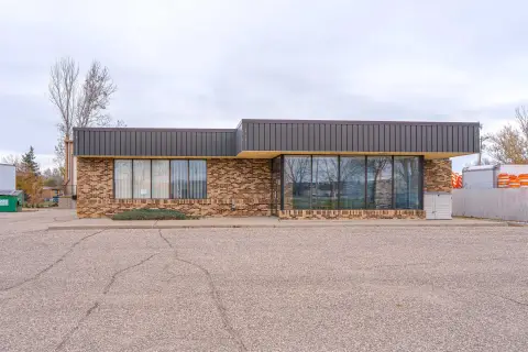 Versatile Commercial Space in Bismarck