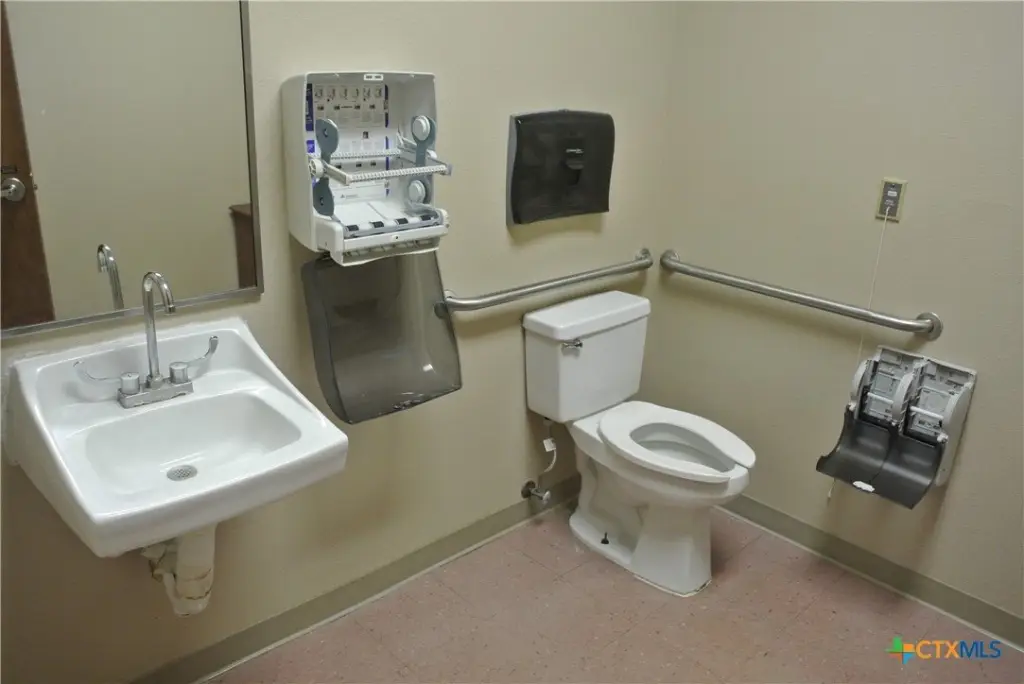 Picture 4